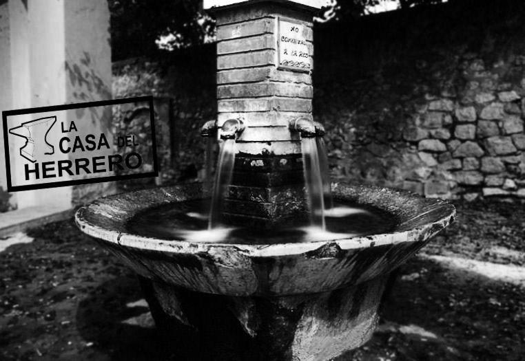 La Casa Del Herrero El Poyo Exterior photo