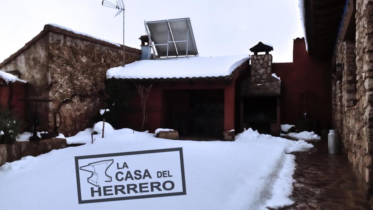 La Casa Del Herrero El Poyo Exterior photo